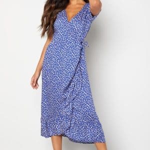 Happy Holly Evie puff sleeve wrap dress Blue / Patterned 44/46